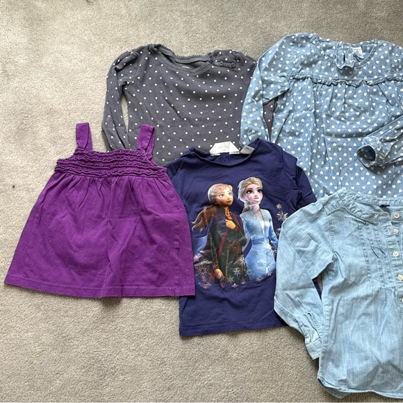 Girls Tops Clothing Lot Size 3T-4T - H&M, Carter’s, Uniqlo, Disney - Picture 5 of 9